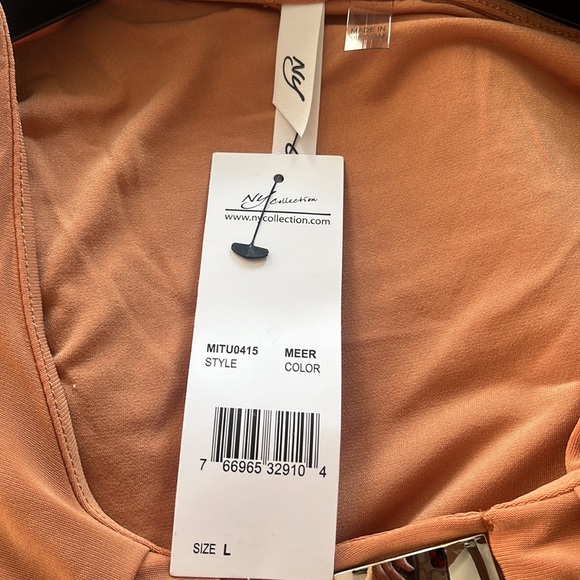 Top - Picture 7 of 9